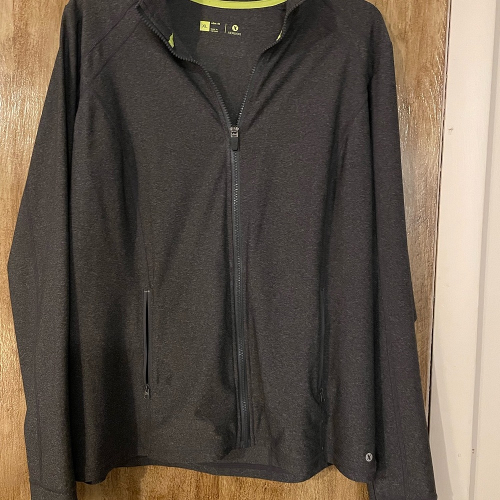 2 for 1 ! Buy the grey get the red jacket free